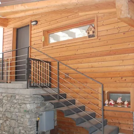 Шале Maison Grivon Chalet Nel Borgo Di Charvensod Аоста
